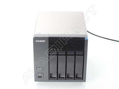 Custom QNAP Home NAS