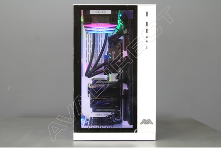 Lian-Li PC-O11 Dynamic front view