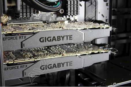 Gigabyte 2 x GeForce RTX™ 2080 Ti TURBO OC 11G (rev. 2.0) Graphics Card