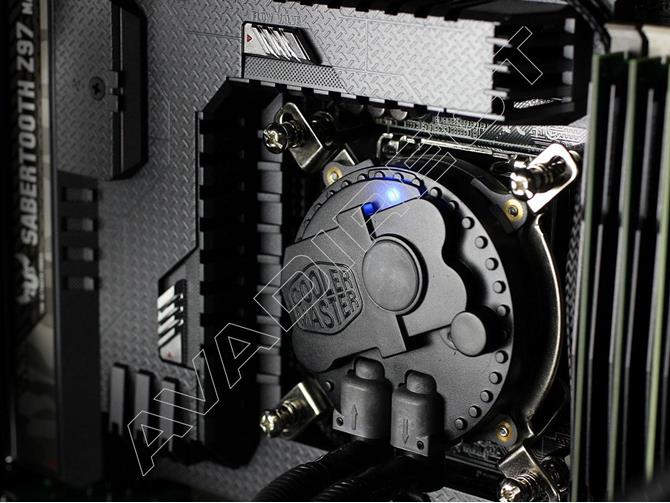  ASUS Sabertooth Z97 Mark 1 gaming deskop