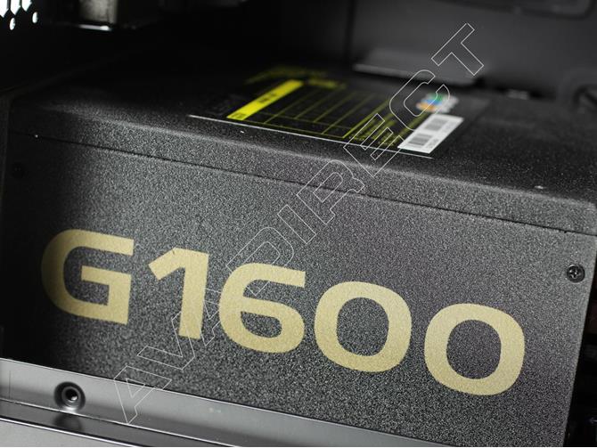 ASUS Z9PE-D8 WS computer workstation