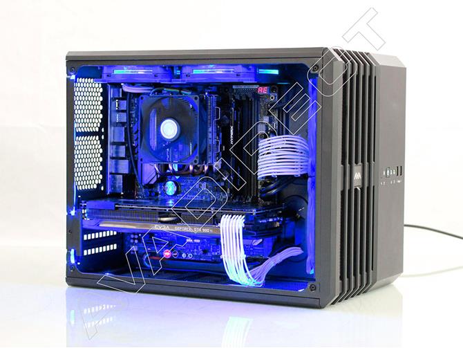 Avant Mini Cube inside