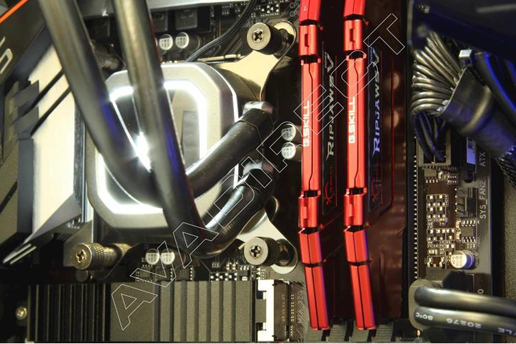 G.Skill 16GB Kit (2 x 8GB) Ripjaws V DDR4, Red, DIMM Memory