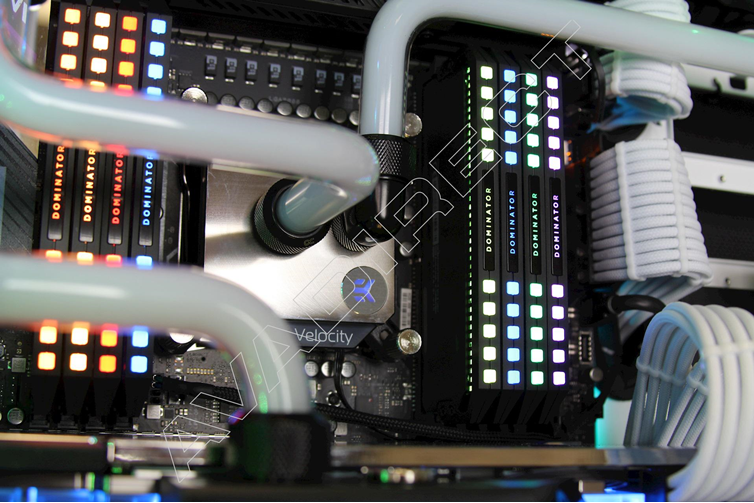 Corsair 64GB Kit (8 x 8GB) Dominator Platinum RGB DIMM Memory