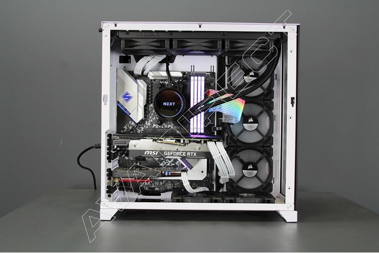 Lian-Li  PC-O11DW STRIMER EDITION Tempered Glass, Mid Tower Case - side view