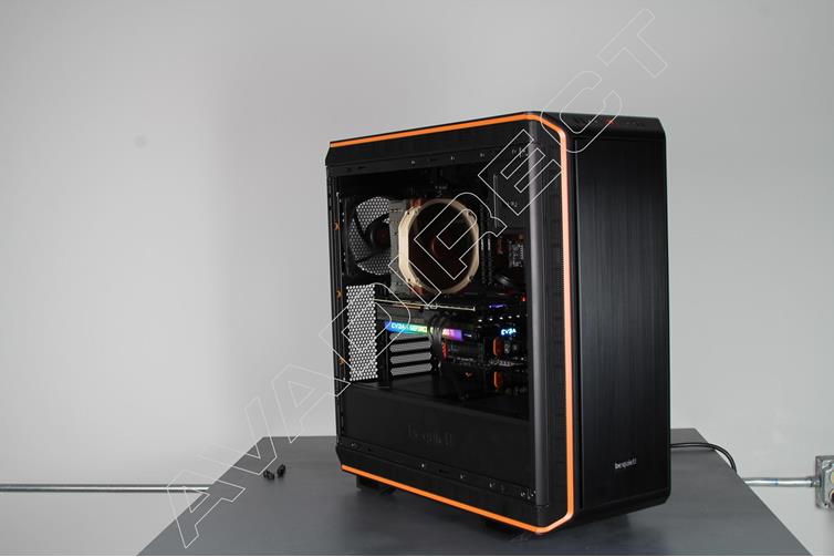 Dark Base Pro 900 rev. 2 Side Panel Off